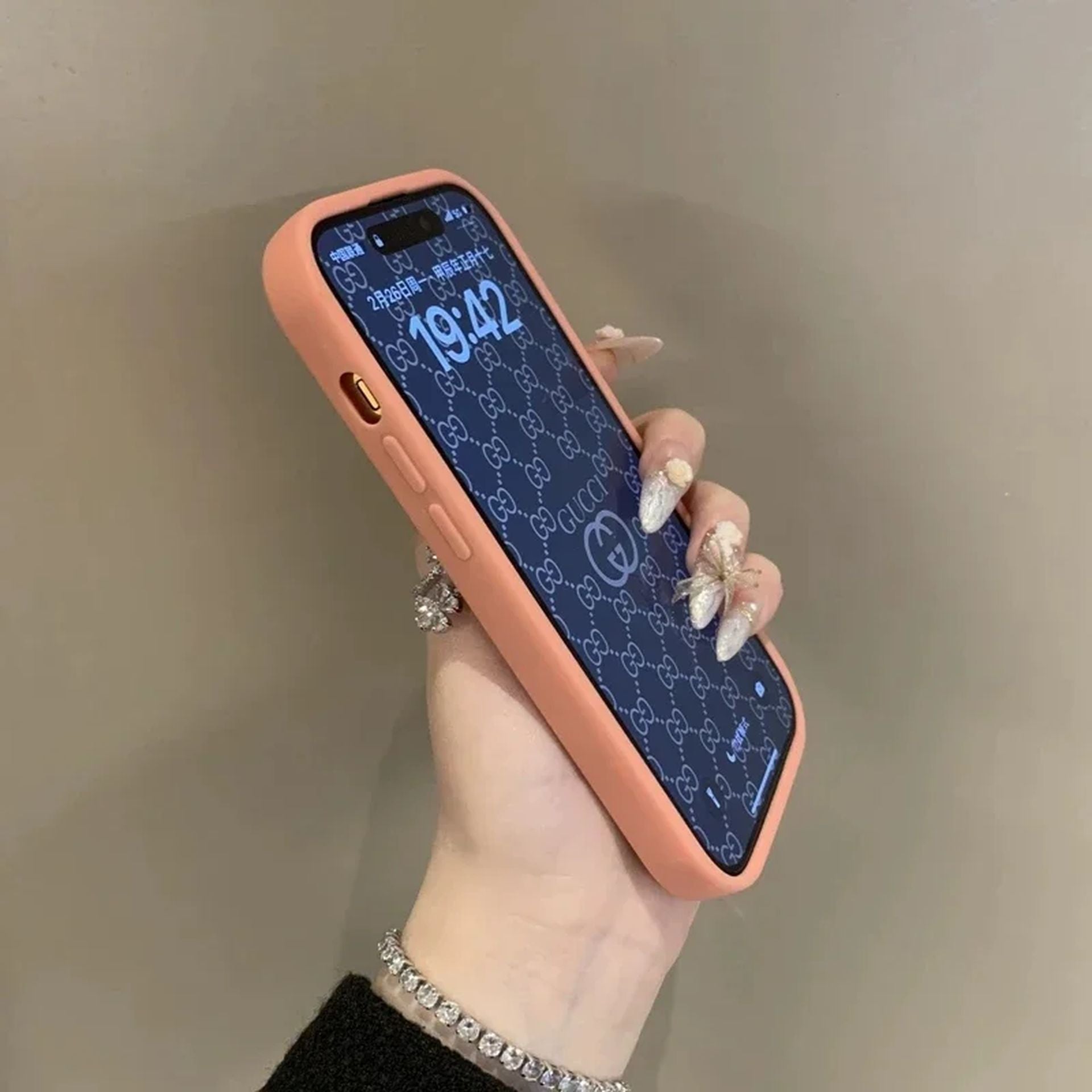 Coque Antichoc Transparente Élégante et Durable pour iPhone 13