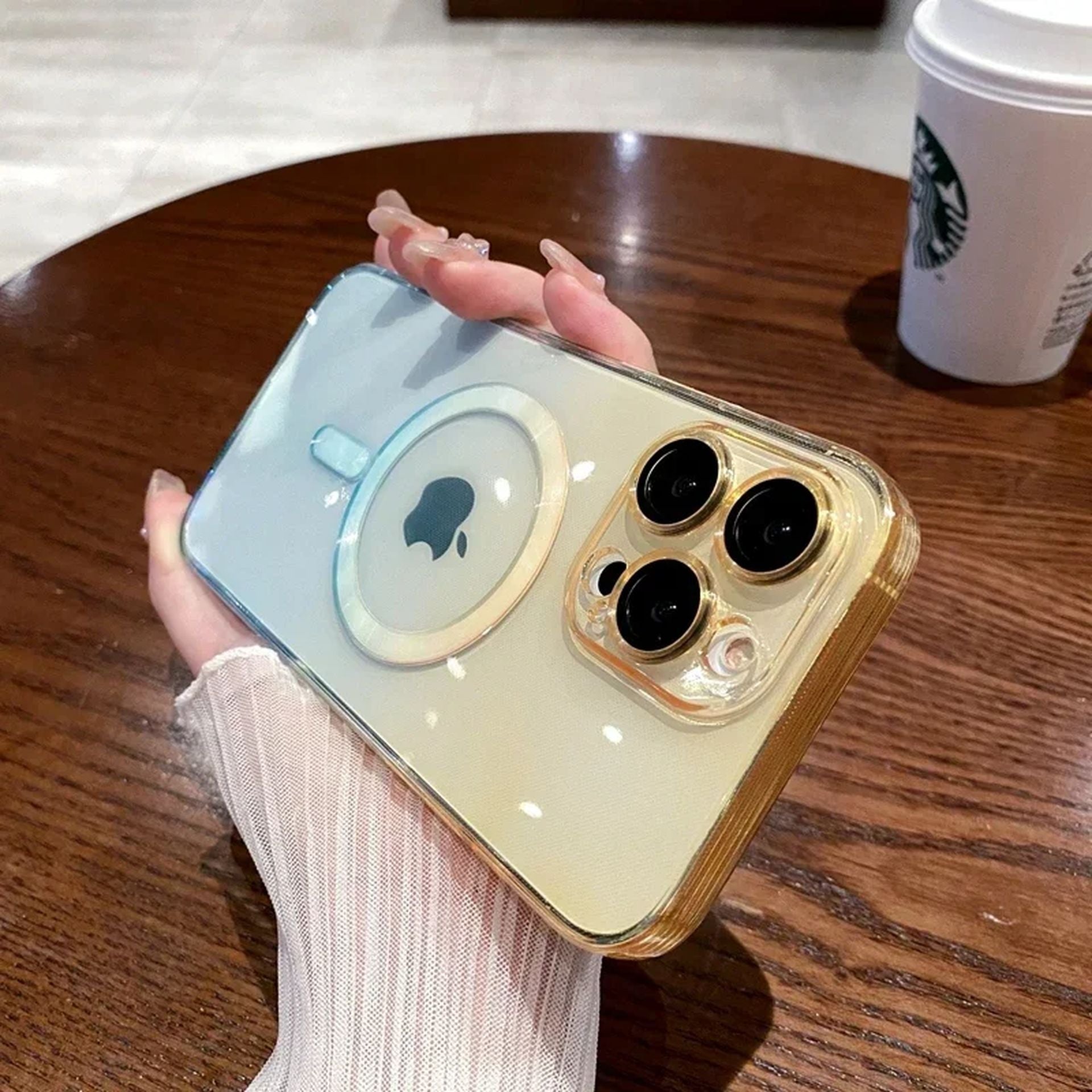 Coque Magnétique Transparente Souple Design Dégradé Élégant pour iPhone 13 - Jaune