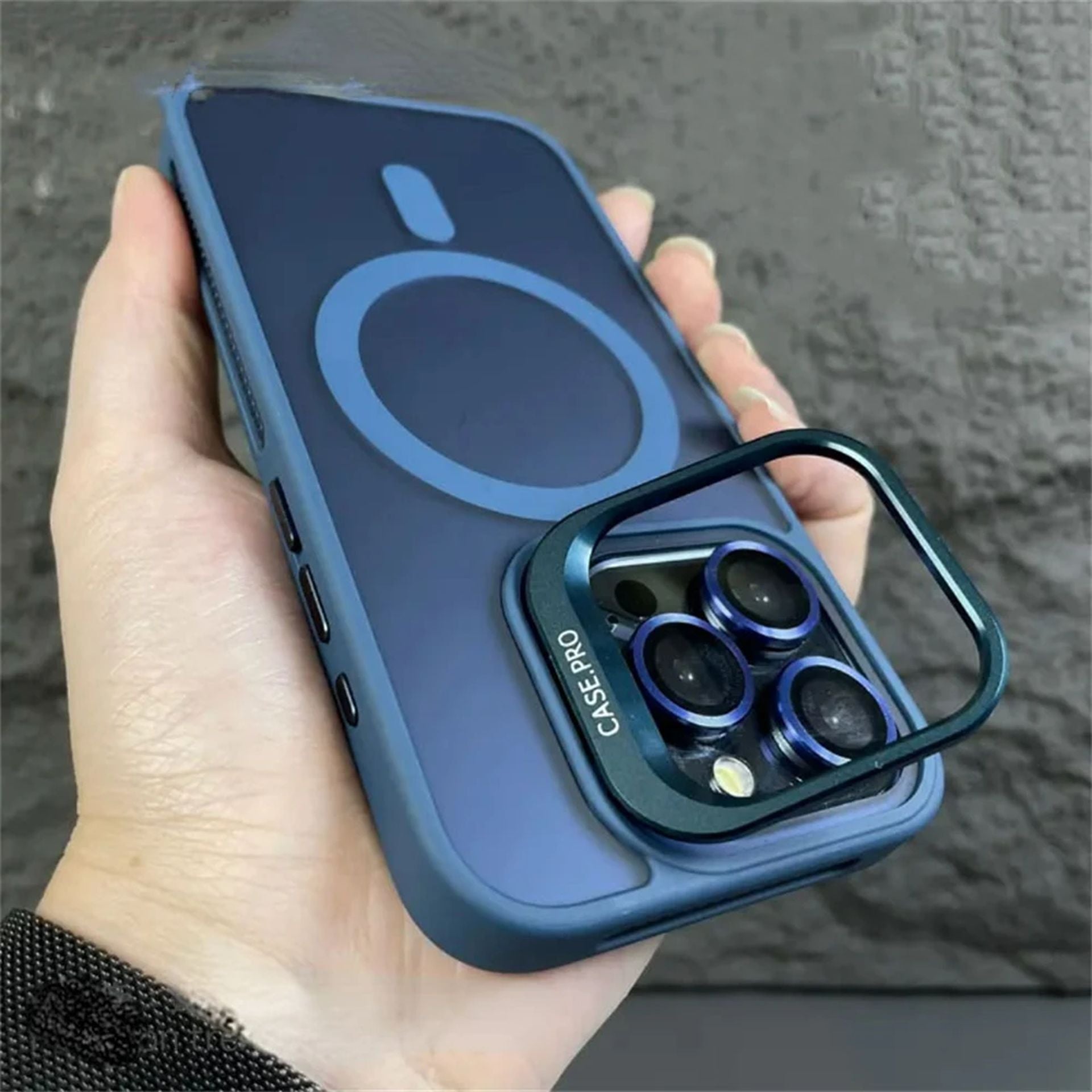 Coque Transparent Magnétique avec Protection Élevée pour iPhone 13 - Bleu