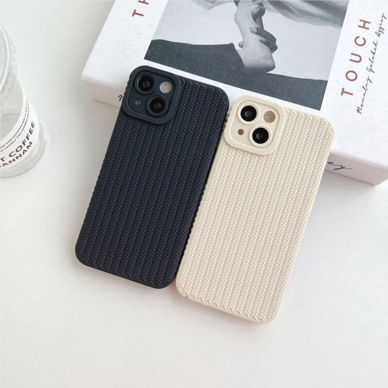 Coques noires et blanches avec texture tissée verticale pour iPhone 15 Pro Max. - Wiqeo
