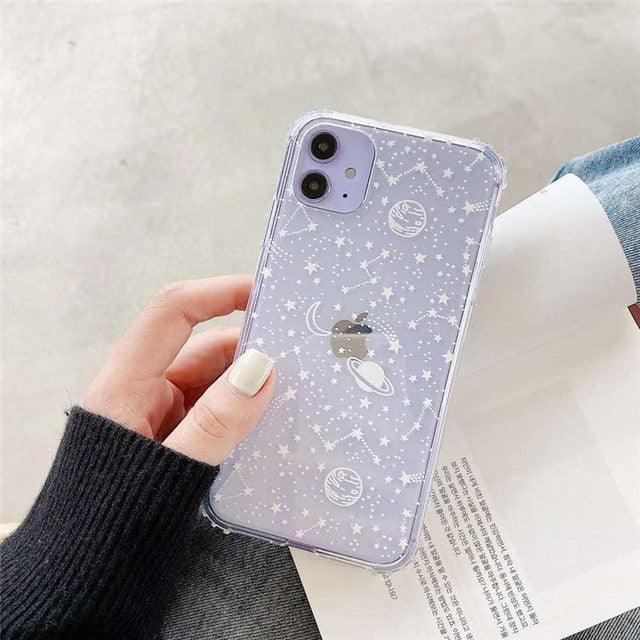 Coque transparente iPhone 14 Plus avec motifs constellation blancs scintillants. - Wiqeo