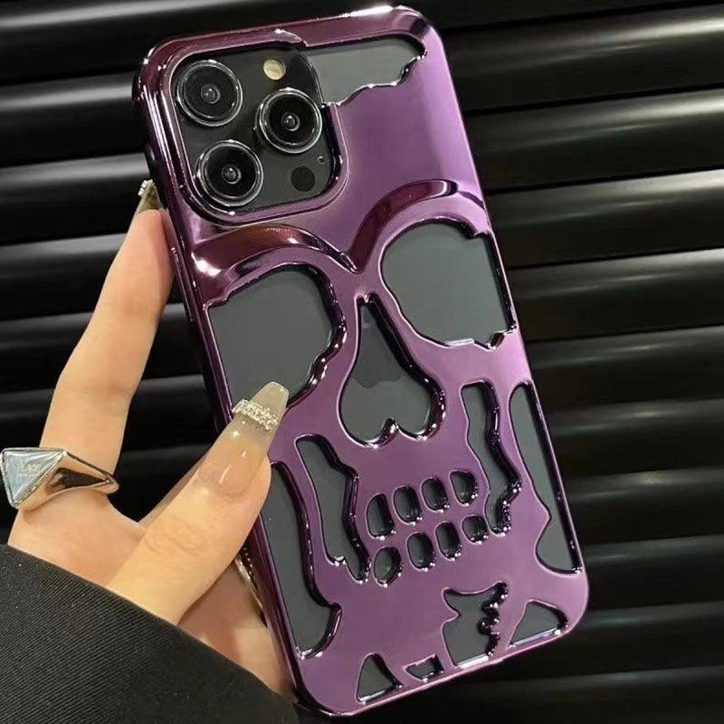 Coque iPhone 13 Pro Max en acrylique violet métallisé avec motif crâne ajouré noir. - Wiqeo