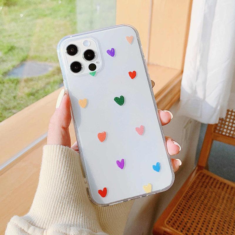 Coque iPhone 13 Pro Max transparente avec petits cœurs colorés minimalistes répartis. - Wiqeo