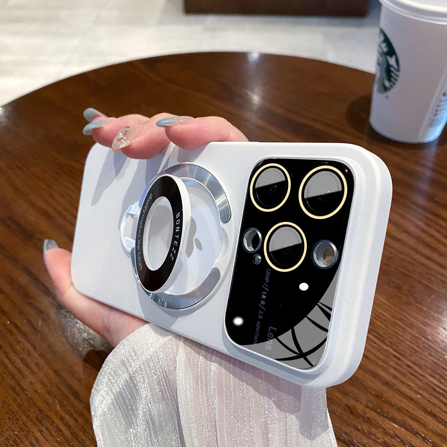 Coque MagSafe luxe blanche avec support rabattable intégré pour iPhone 13 Pro Max, finition lisse et protection caméra. - Wiqeo