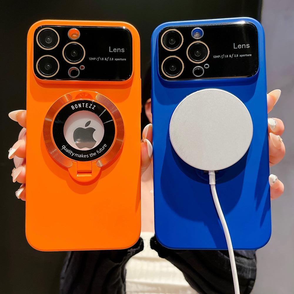 Coque iPhone 15 Pro Max orange avec support rabattable noir et anneau magnétique et coque bleue avec chargeur MagSafe. - Wiqeo