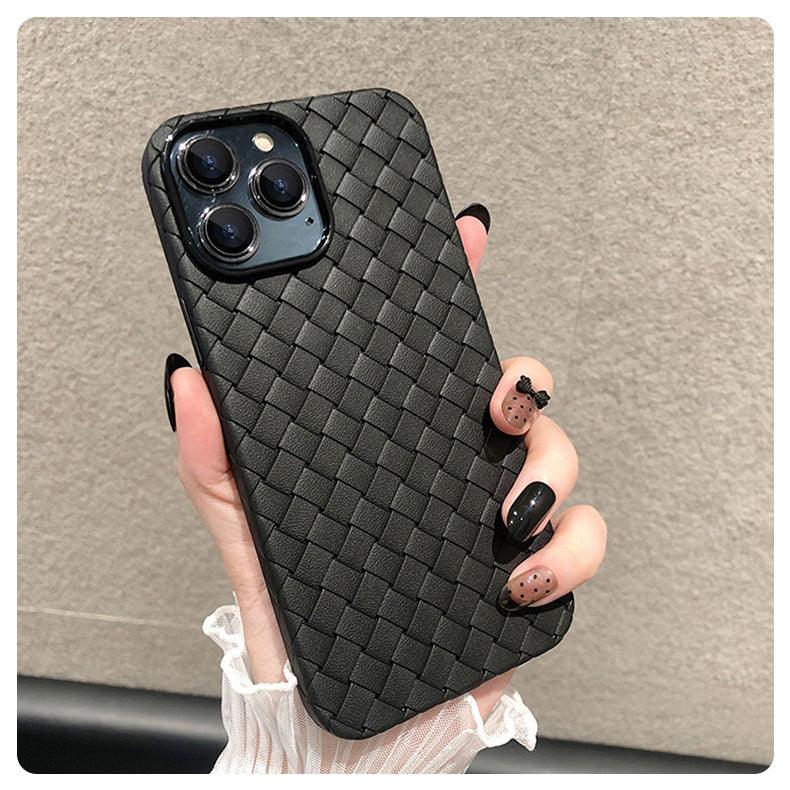Coque iPhone 12 Pro Max noire avec motif tissage texturé en relief. - Wiqeo