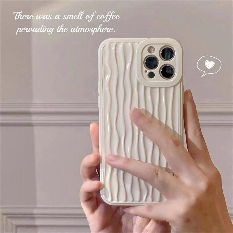 Coque Ondulée en Silicone pour iPhone 15 - Coque Wiqeo 10€-15€, Coque, iPhone 15, Silicone Wiqeo, Déstockeur de Coques Pour iPhone