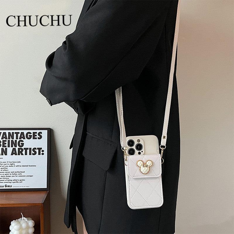 Coque portefeuille blanc aspect cuir diamant avec motif ours doré pour iPhone 13 Pro Max, bandoulière beige. - Wiqeo