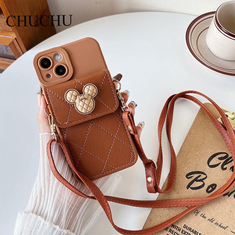 Coque portefeuille marron en cuir synthétique matelassé avec porte-clés doré et bandoulière pour iPhone 14 Pro Max. - Wiqeo