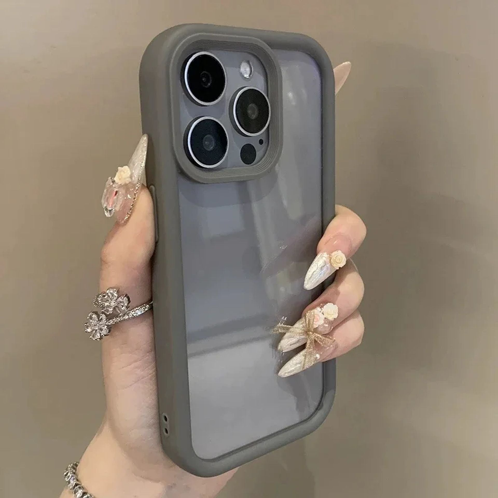 Coque Antichoc Transparente Élégante et Durable pour iPhone 14