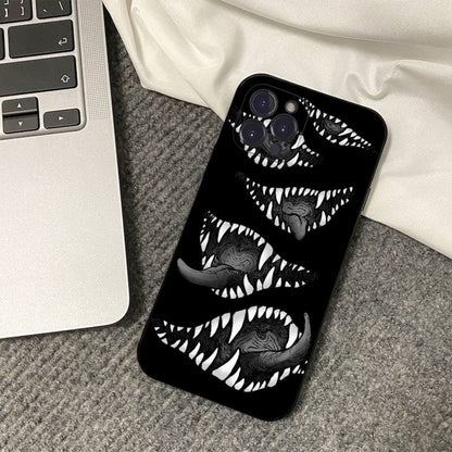 Coque Dark Asethetic pour iPhone 12