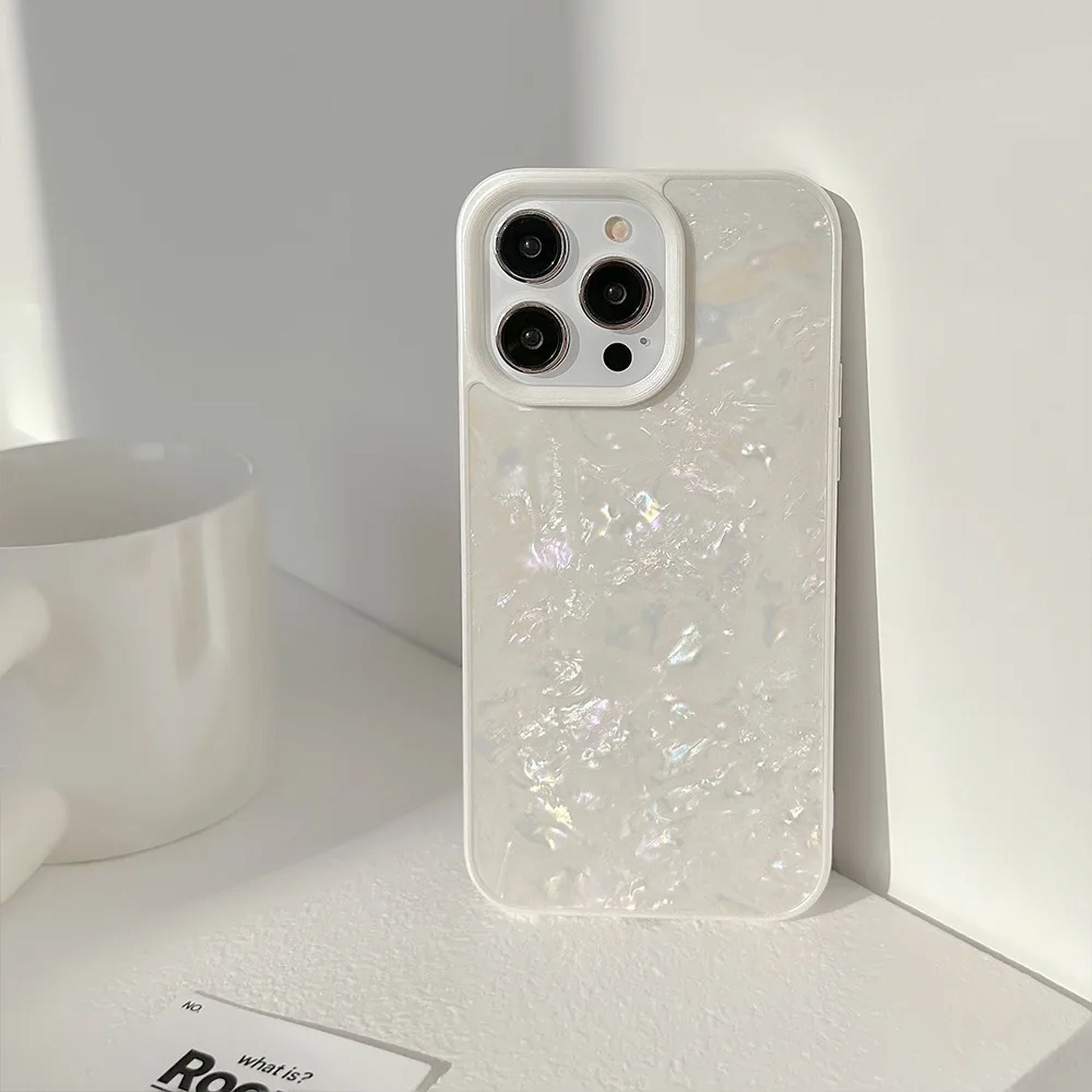 Coque Design Lumineux Antichoc en Silicone pour iPhone 16