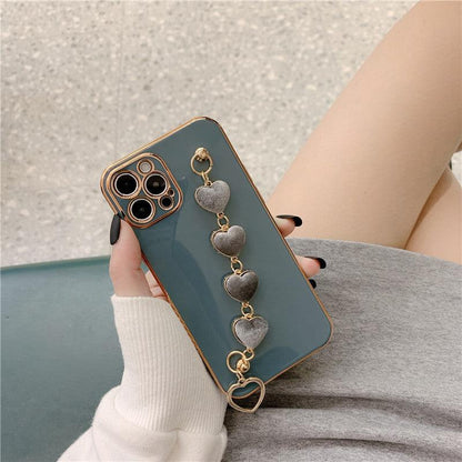 Coque en Métal Plaqué avec Chaine Cœurs pour iPhone 16 Plus - Coque Wiqeo 10€-15€, Chaine, Coque, iPhone 16 Plus Wiqeo, Déstockeur de Coques Pour iPhone