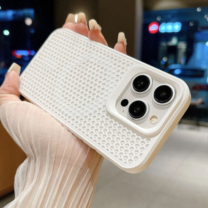 Coque magnétique respirante avec design en maille pour iPhone 13 Pro Max - Blanc
