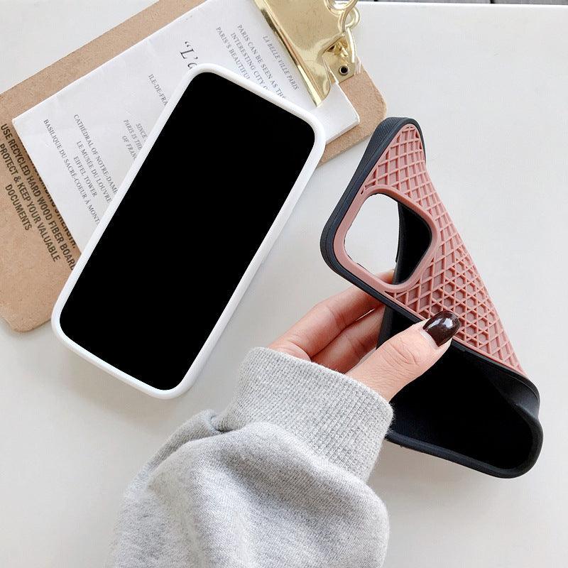 Coque Motif Grille en Silicone pour iPhone 14 - Coque Wiqeo 10€-15€, Coque, iPhone 14, Silicone Wiqeo, Déstockeur de Coques Pour iPhone