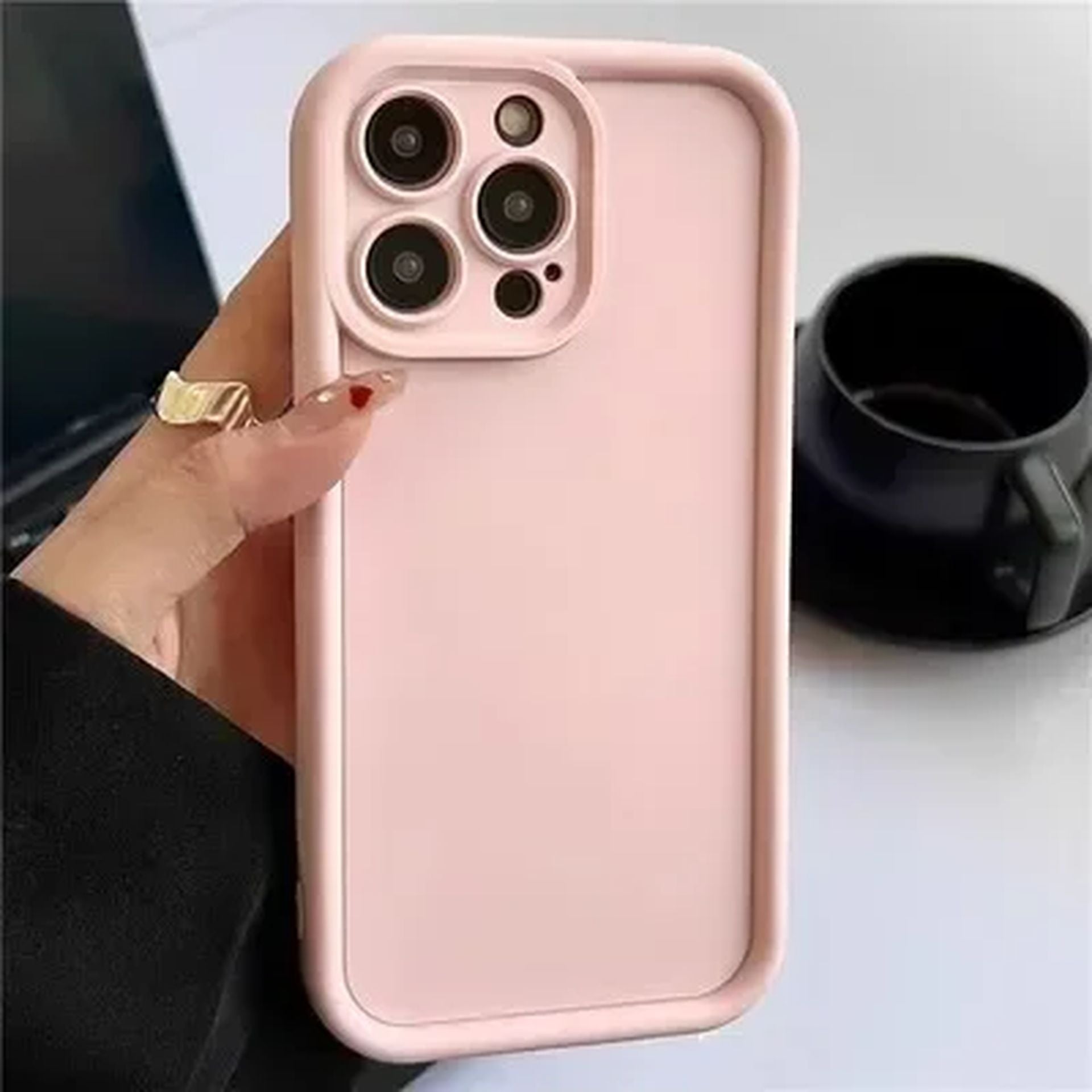 Coque Sillicone Antichoc Élégante avec Design Minimaliste pour iPhone 14 Plus - Rose