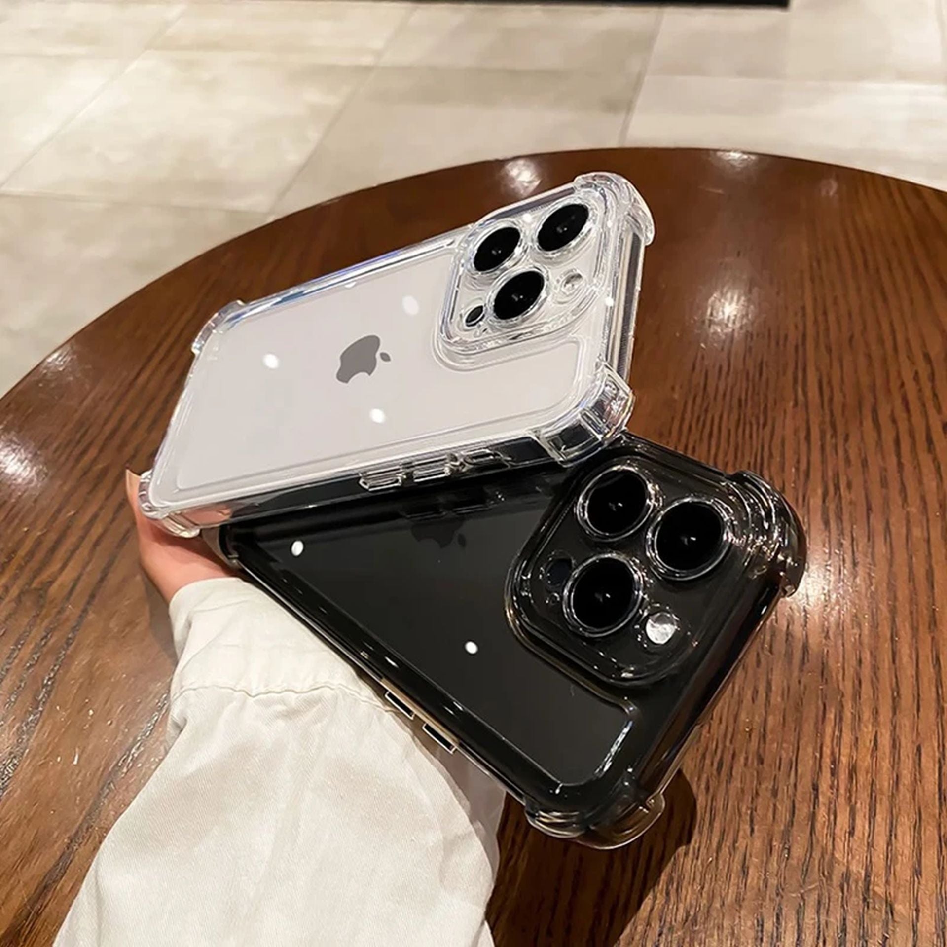 Coque Transparente en Silicone avec Coins Renforcées pour iPhone 16 Plus