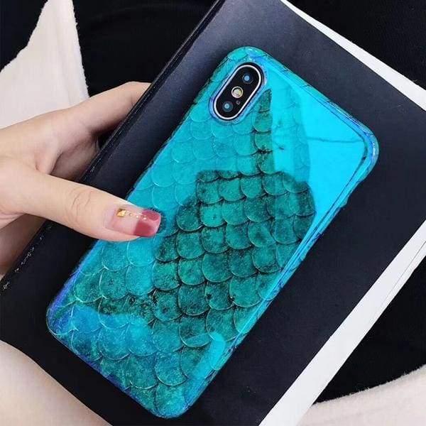 Coque aspect écailles de poisson bleu gravée au laser pour iPhone 12 - Coque Wiqeo Apple, Coque, Elle, Fine, iPhone 12, Slim, Tendance, Ultra Slim Wiqeo, Déstockeur de Coques Pour iPhone