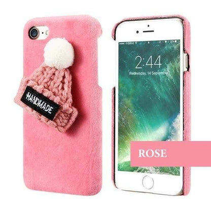 Coque luxueuse en fourrure douce avec petit bonnet en laine pour iPhone SE 2020 - Coque Wiqeo Apple, Coque, Elle, Fine, iPhone SE 2020, Slim, Tendance, Ultra Slim Wiqeo, Déstockeur de Coques Pour iPhone