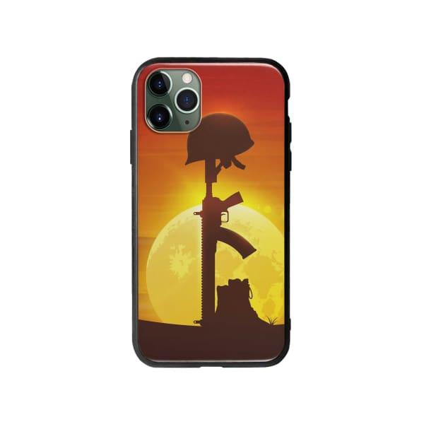 Coque Pour iPhone 11 Pro Max Casque et Fusil - Coque Wiqeo 10€-15€, Estelle Adam, Illustration, iPhone 11 Pro Max Wiqeo, Déstockeur de Coques Pour iPhone