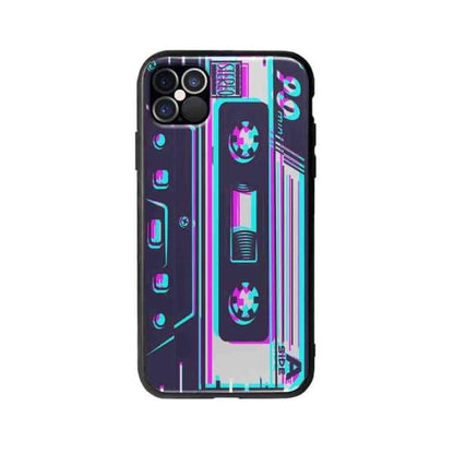 Coque Pour iPhone 12 Pro Cassette Glitché - Coque Wiqeo 10€-15€, Estelle Adam, Illustration, iPhone 12 Pro Wiqeo, Déstockeur de Coques Pour iPhone