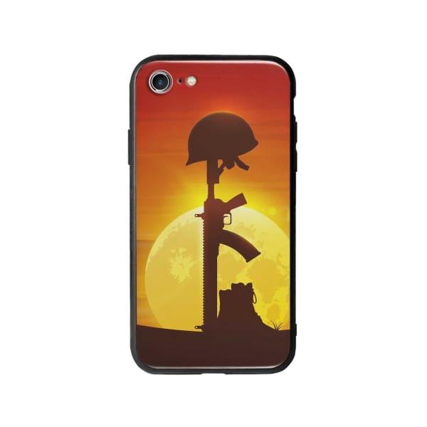 Coque Pour iPhone 7 Casque et Fusil - Coque Wiqeo 10€-15€, Estelle Adam, Illustration, iPhone 7 Wiqeo, Déstockeur de Coques Pour iPhone