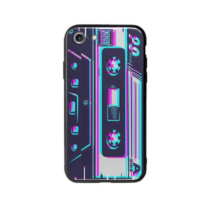 Coque Pour iPhone SE (2020) Cassette Glitché - Coque Wiqeo 10€-15€, Estelle Adam, Illustration, iPhone SE 2020 Wiqeo, Déstockeur de Coques Pour iPhone