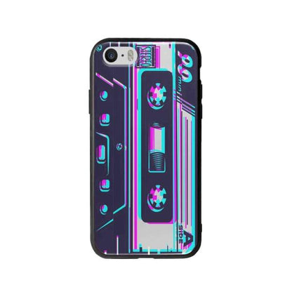 Coque Pour iPhone SE Cassette Glitché - Coque Wiqeo 5€-10€, Estelle Adam, Illustration, iPhone SE Wiqeo, Déstockeur de Coques Pour iPhone