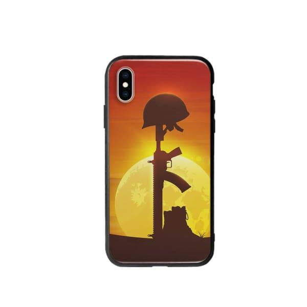 Coque Pour iPhone XS Casque et Fusil - Coque Wiqeo 10€-15€, Estelle Adam, Illustration, iPhone XS Wiqeo, Déstockeur de Coques Pour iPhone