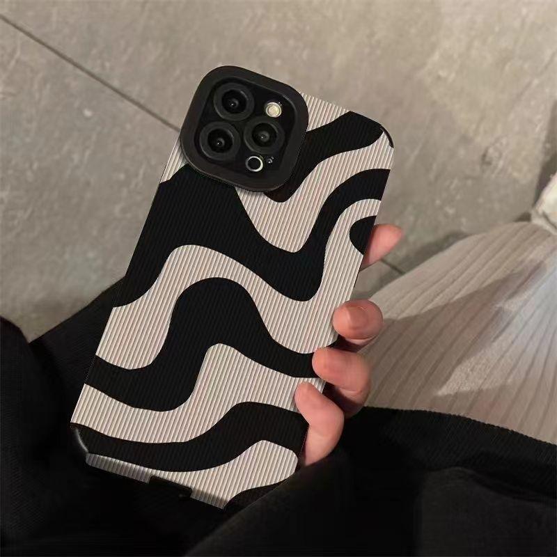 Coque à Rayures Zébrées pour iPhone 15 - Coque Wiqeo 10€-15€, Coque, iPhone 15, Silicone Wiqeo, Déstockeur de Coques Pour iPhone