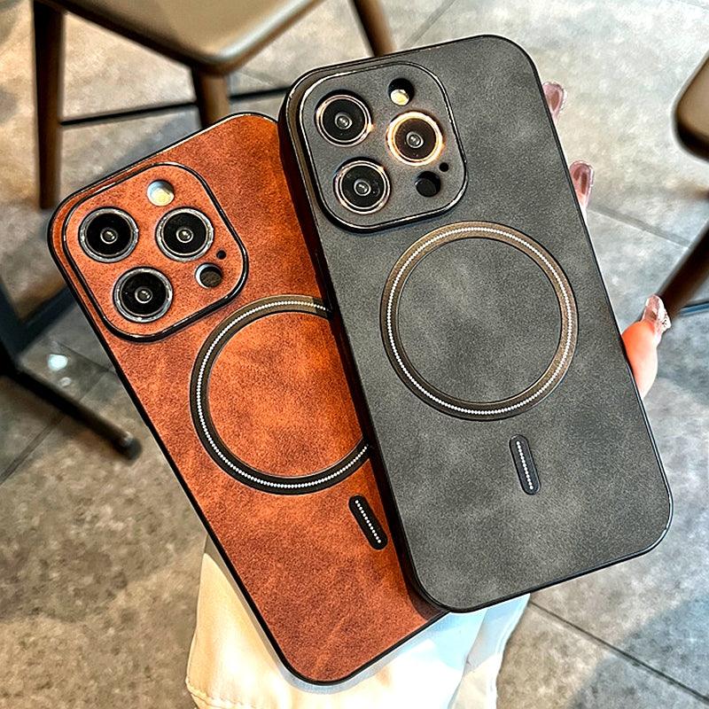 Coques MagSafe magnétiques aspect cuir pour iPhone 14 Pro en noir et marron avec détail circulaire doré. - Wiqeo