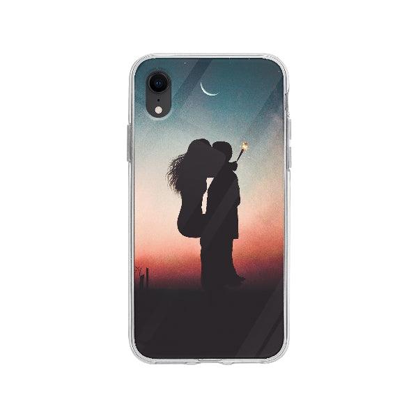 Coque Couple S'embrasse Sous La Lune pour iPhone XR - Coque Wiqeo 10€-15€, Amour, Claudine M, Couple, iPhone XR, Lune Wiqeo, Déstockeur de Coques Pour iPhone